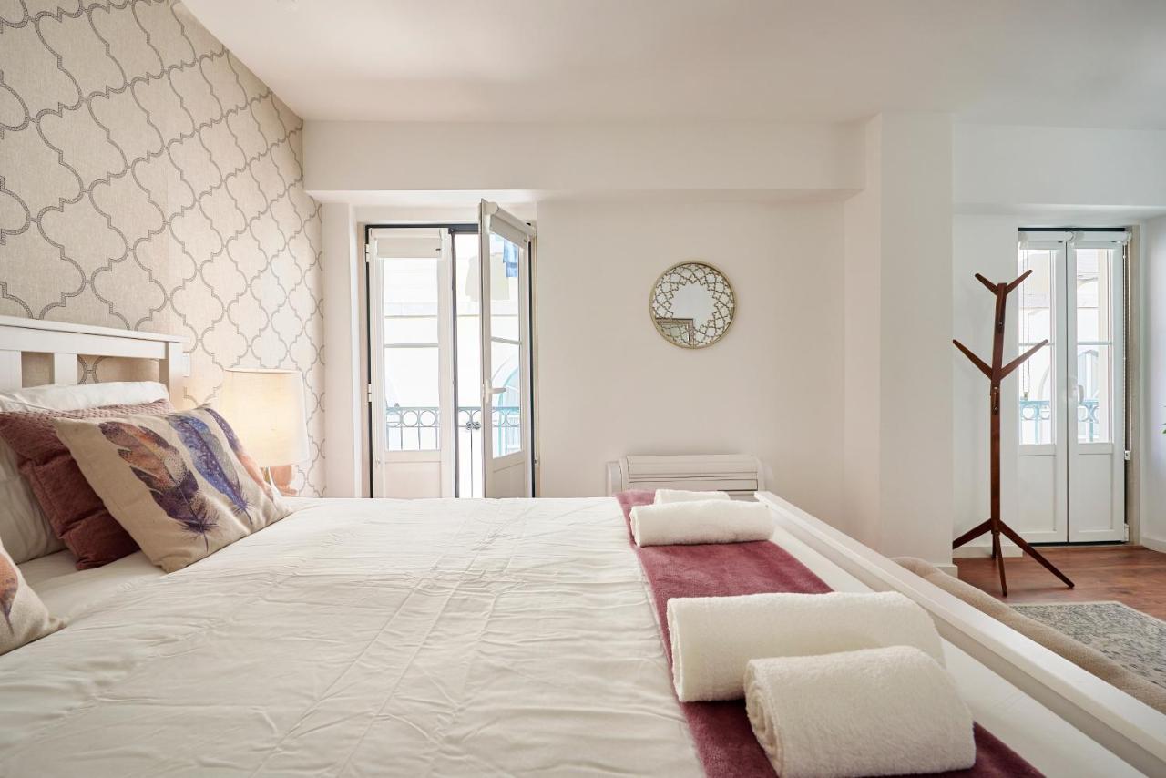 Charming Apartment In Historic Center Lisboa Ngoại thất bức ảnh